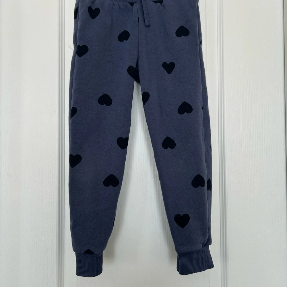 H&M Heart Print Sweatsuit Set - Picture 5 of 8